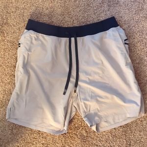 Fabletics Lined 7" Franchise Short